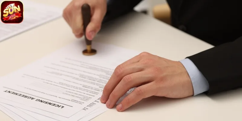 Cam kết pháp lý và quản trị minh bạch